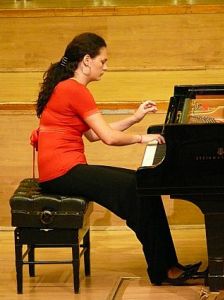 Krisztina Taraszova (Węgry) na koncercie w Filharmonii. Fot. Maciej Szwed